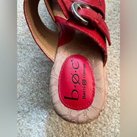 B.O.C Born Concept Red Leather Wedge Sandals size 7 - Picture 3 of 10